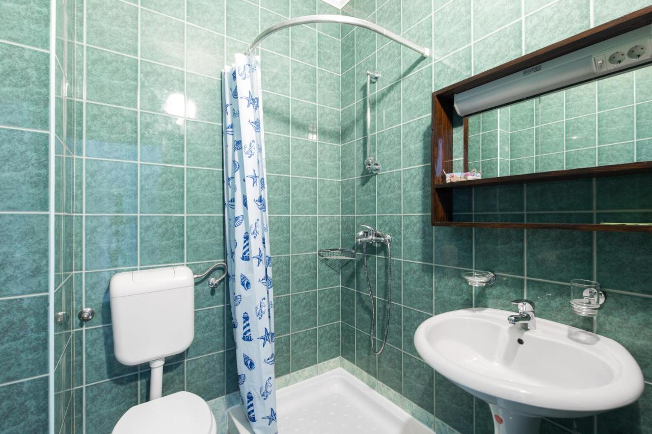 Pape Punat Apartmani I Sobe Buitenkant foto