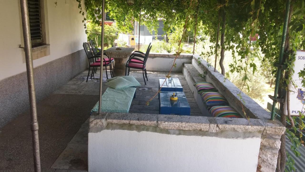 Pape Punat Apartmani I Sobe Buitenkant foto